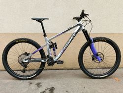 Ghost RIOT EN FULL PARTY 2023 29" vel. L, zdvihy 170/160 mm, Formula Selva, Shimano XT