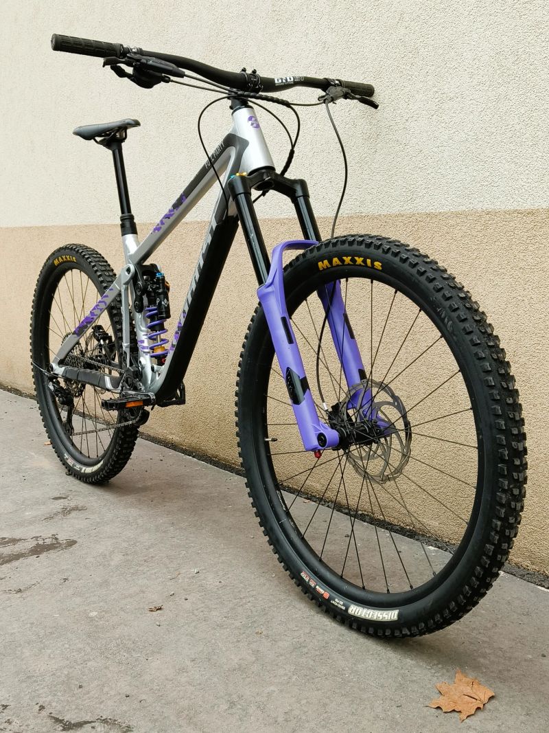 Ghost RIOT EN FULL PARTY 2023 29" vel. L, zdvihy 170/160 mm, Formula Selva, Shimano XT