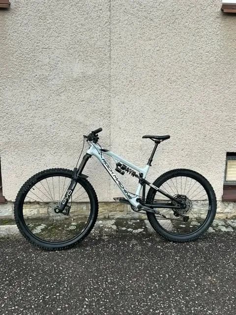 Rock Machine RZ 50-297