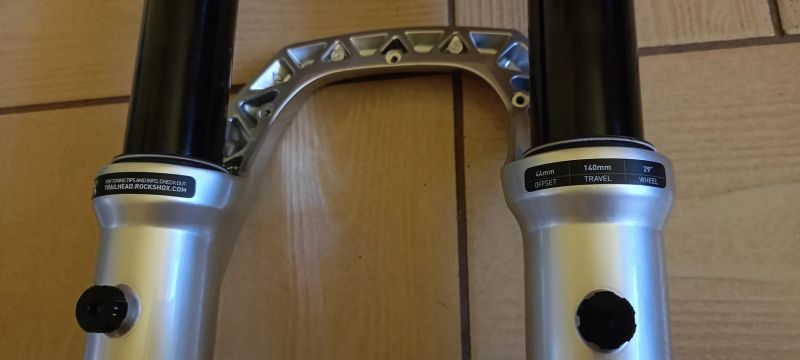 29" Rockshox Pike Ultimate 140 - Charger 3.1 RC2 - ButterCups