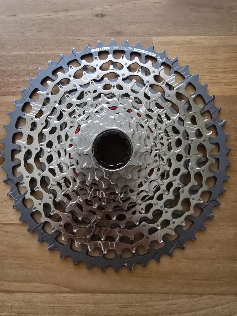 Prodám SRAM GX AXS Transmission