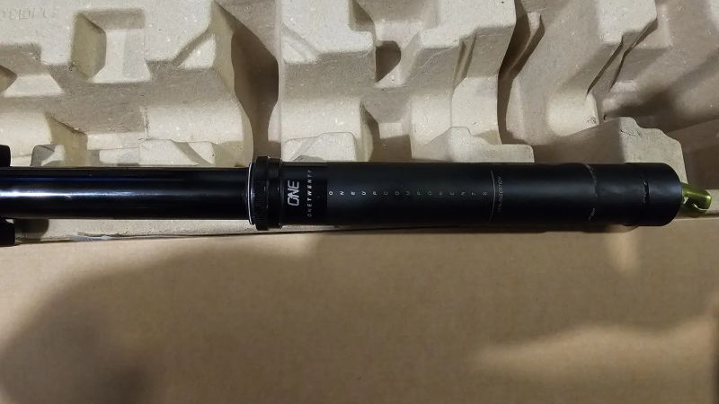 Teleskopická sedlovka Oneup V3 120/31,6 + páčka