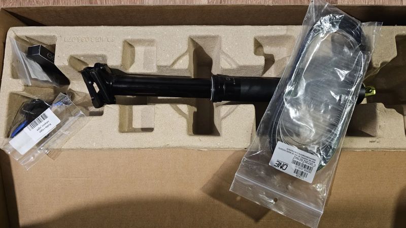 Teleskopická sedlovka Oneup V3 120/31,6 + páčka