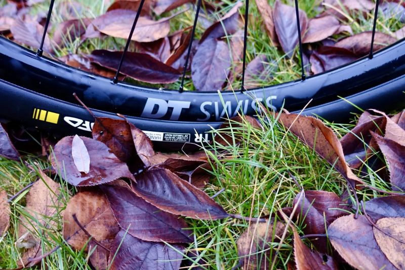 Canyon CFR LUX WORLD CUP AXS na postavu 166-175 cm