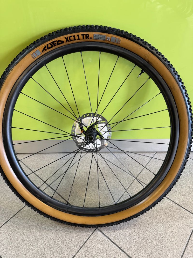 DT Swiss 180/No limit ultra 