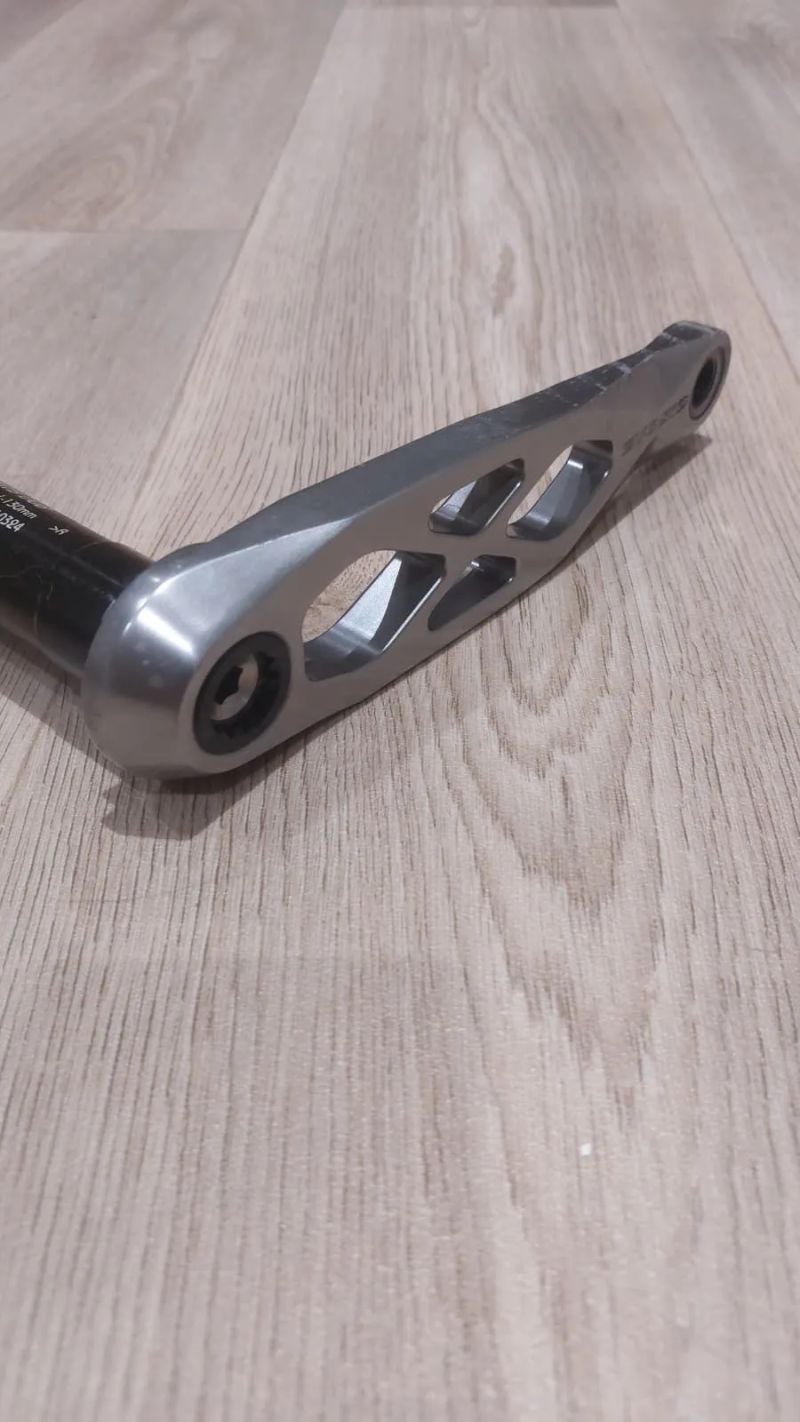 Evosid MTB kliky – DUB 29 mm, 130 mm osa, 170 mm ramena, super stav