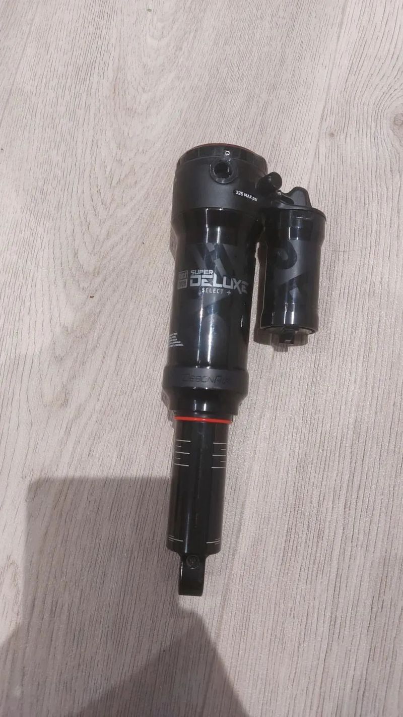  RockShox Deluxe Select+ 