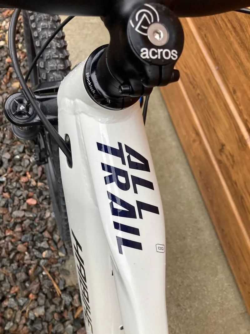 Haibike ALLTRAIL 8 27.5