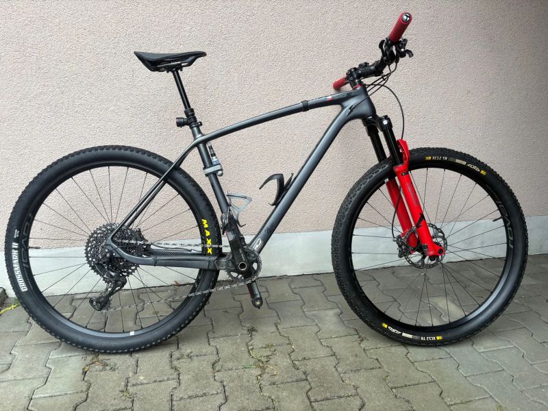 Kellys Nine Slage TwentyNine