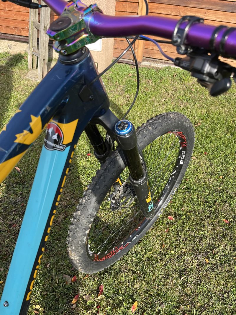 Rocky Mountain Altitude Carbon 50