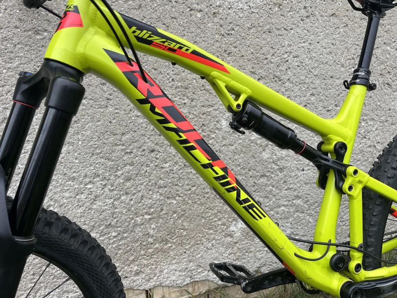 Rock Machine Blizzard 50 27 L