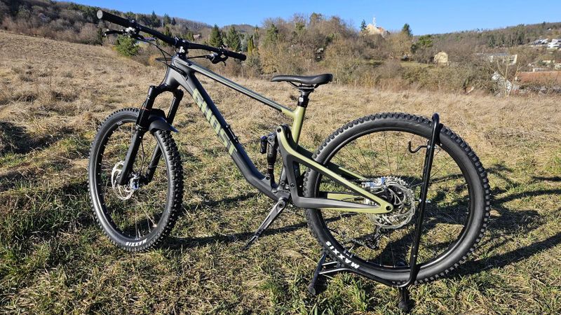 Ghost Riot Trail CF Pro 2025, 29", vel. L (178 - 190cm), karbon, enduro