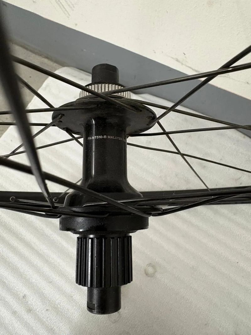 Stan’s NoTubes ZTR Crest S1