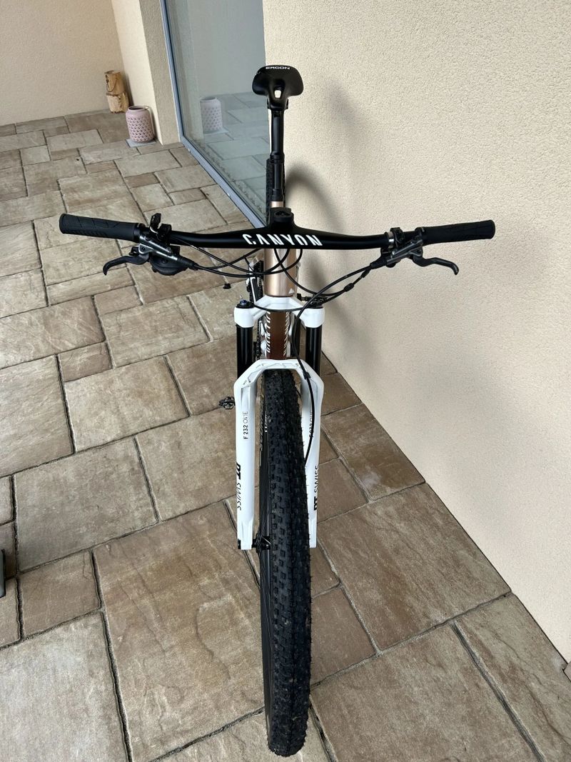 Canyon Lux World Cup CFR