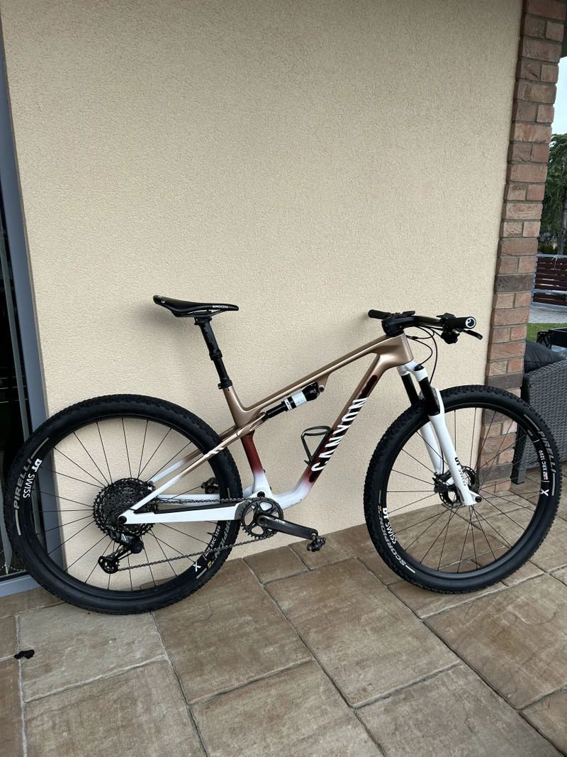 Canyon Lux World Cup CFR