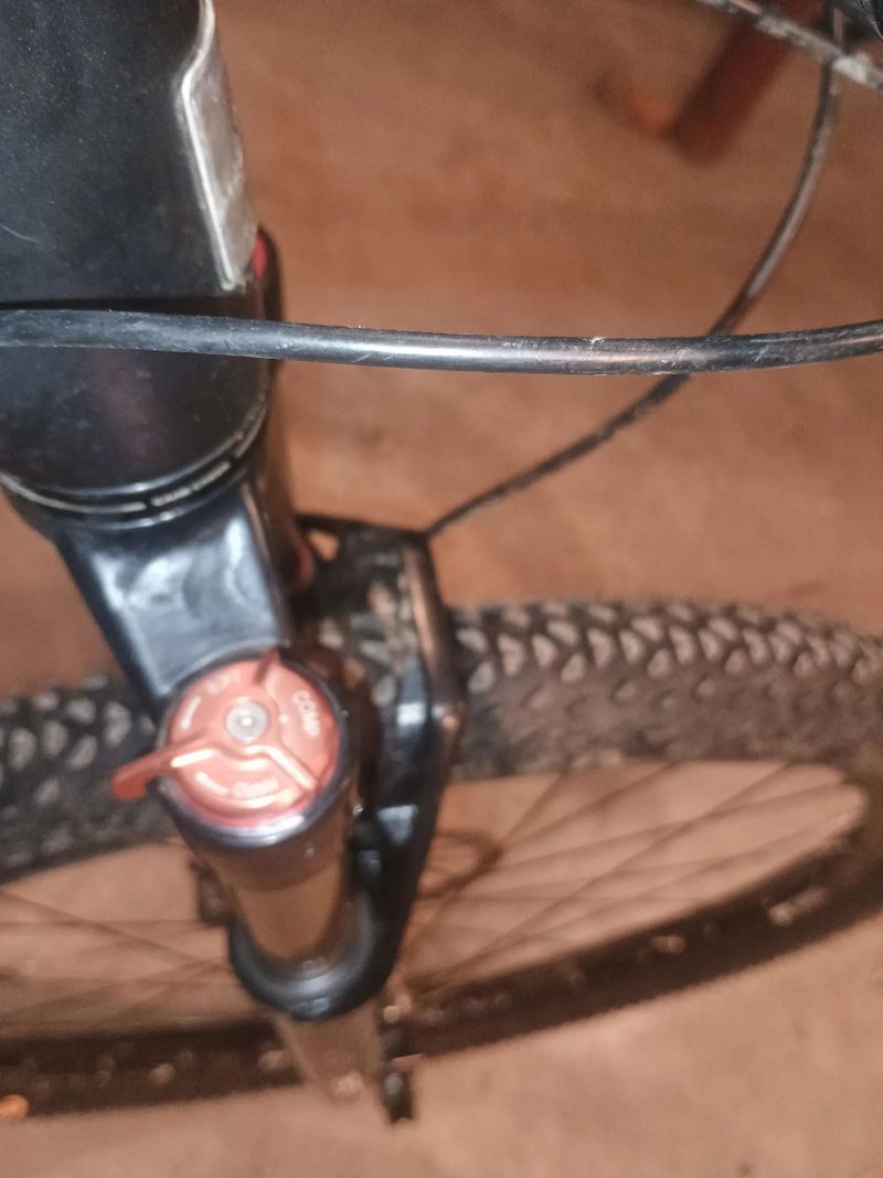 Prodám vidlici Bos Dyzzy