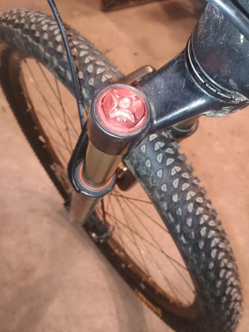 Prodám vidlici Bos Dyzzy