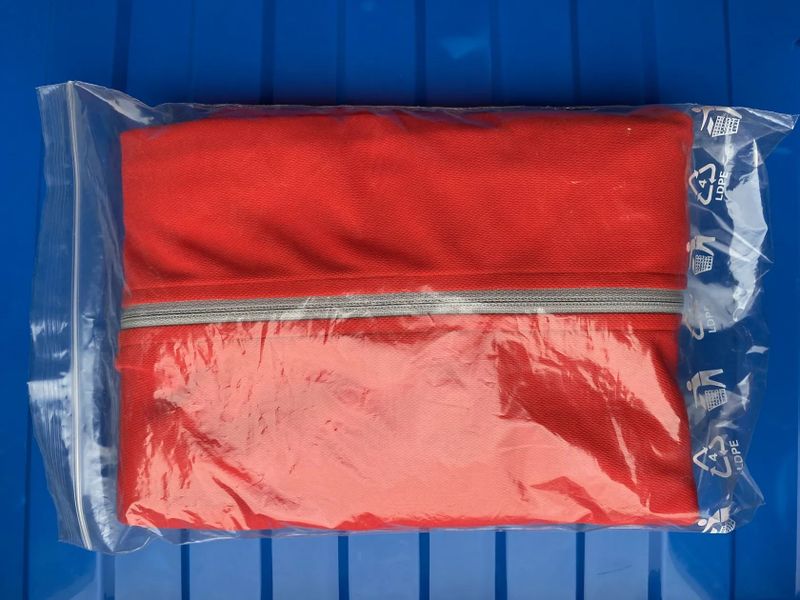 Cannodale + BBB. Úplně NOVÉ oblečení. 3 kusy. Chybná velikost a nestihli jsme to vrátit.