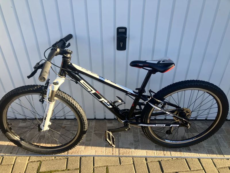 Superior 24 1X9 VZDUCHOVÁ VIDLICE