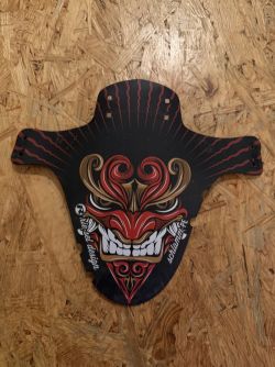 Blatník Riesel Schlamm:PE, Demon