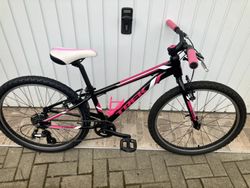 DÍVČÍ KOLO TREK 24