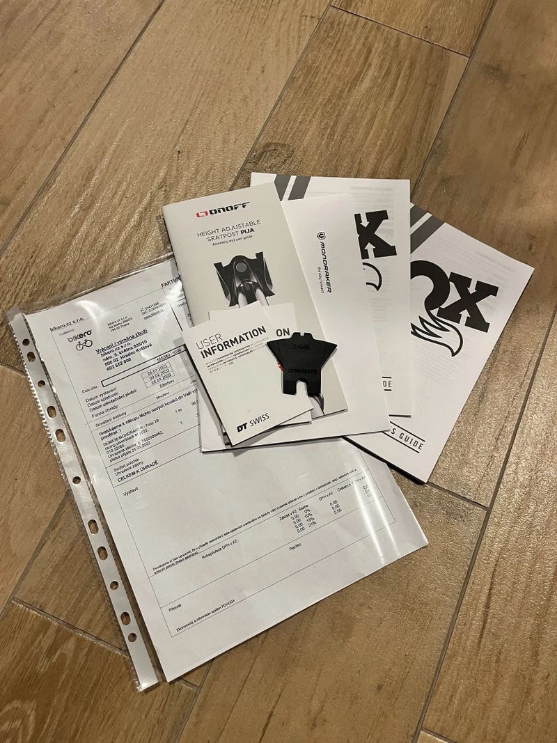 Mondraker FOXY Racing silver/black