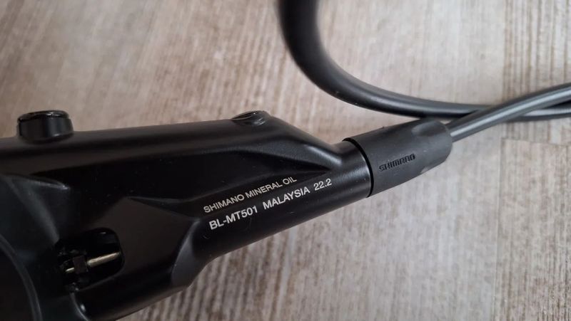 Čtyřpístkové brzdy Shimano deore