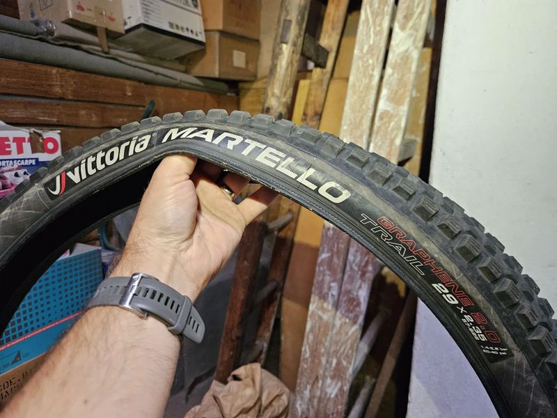Vittoria Mazza 2.4" + Martello 2.35" (4ks)