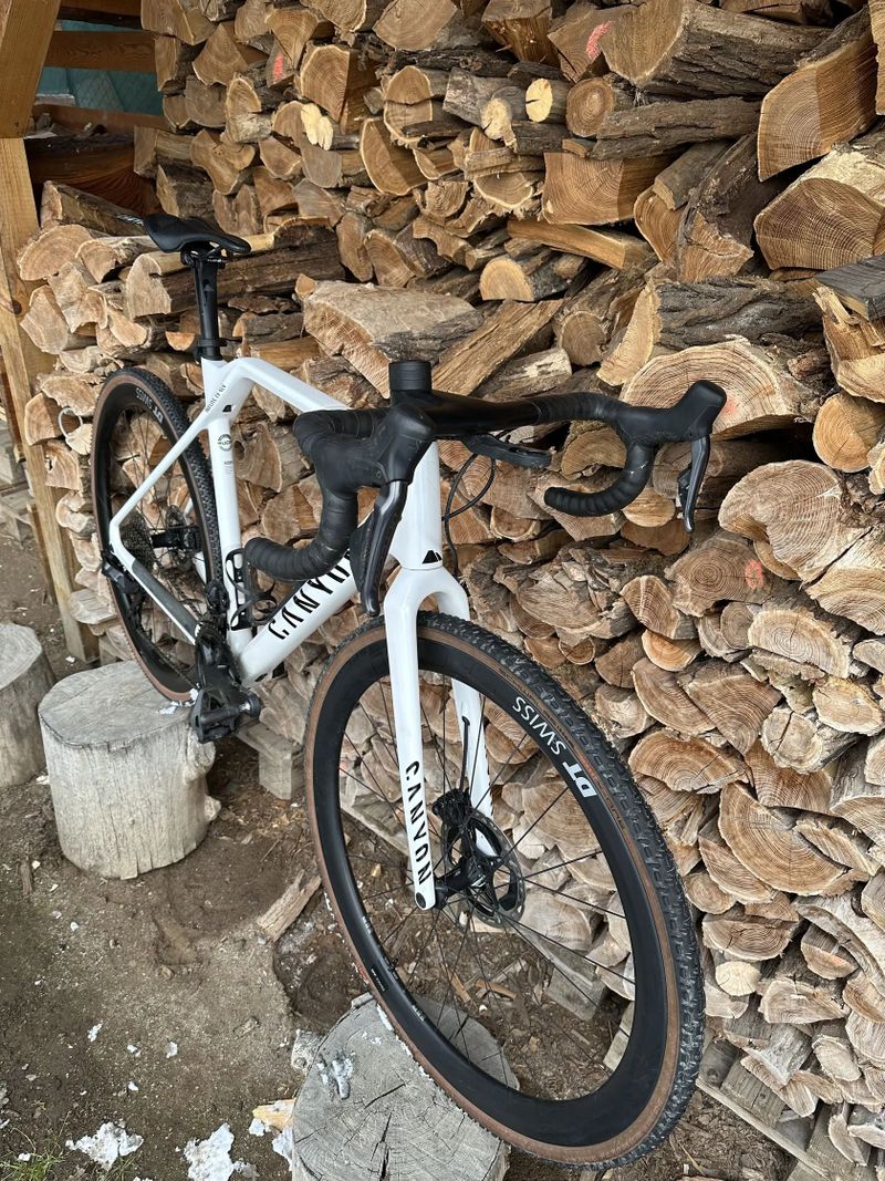 Canyon Inflite CF SLX