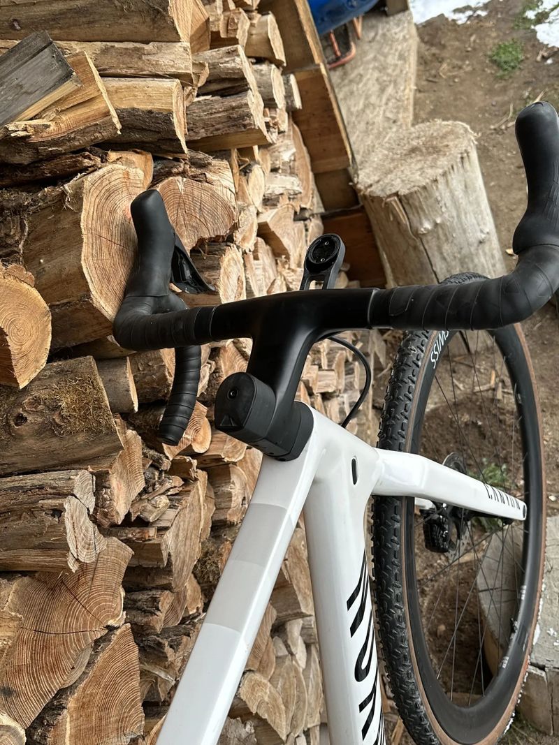 Canyon Inflite CF SLX