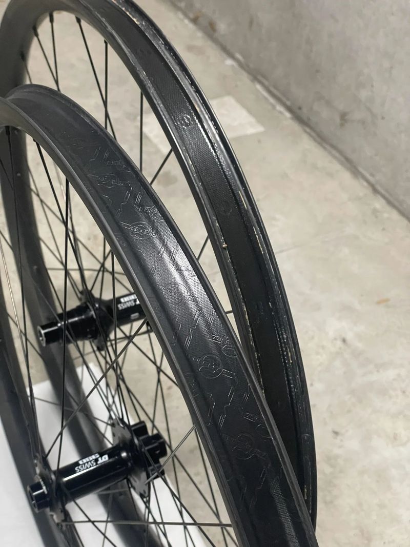 Karbonové výplety SPECIALIZED Roval Traverse 27.5