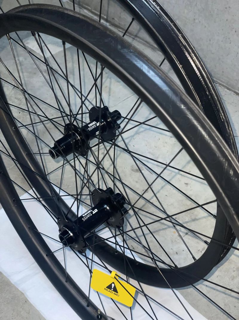 Karbonové výplety SPECIALIZED Roval Traverse 27.5