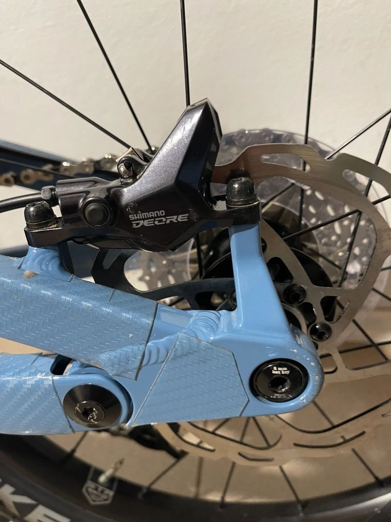 Naloo Mountain Jack 20, jako Vpace Moritz 20, nebo Propain Frechdax 20, celopéro od 105cm