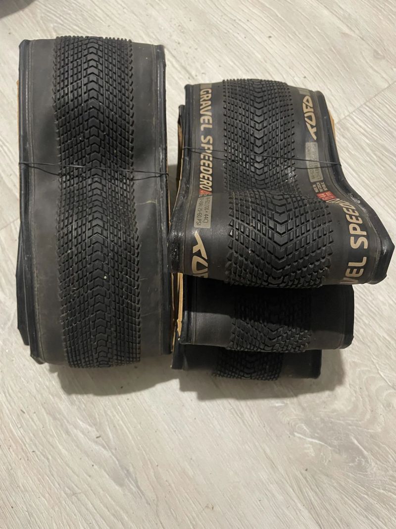 Tufo gravel speedero 2ks