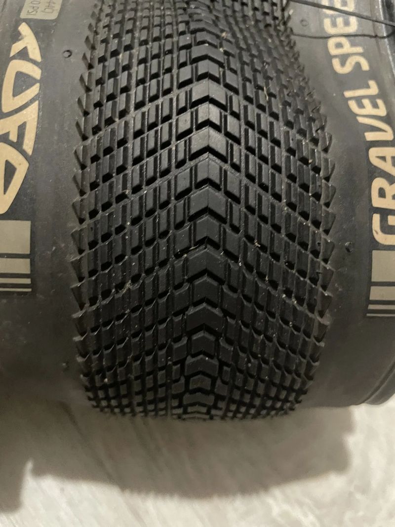 Tufo gravel speedero 2ks