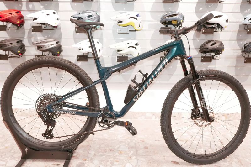 Predám horský bicykel SPECIALIZED Epic World Cup Pro L 2024