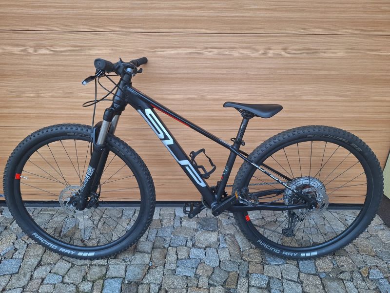 Superior Team Issue 27, 27,5", XS(13”), horské juniorské/dětské sportovní kolo