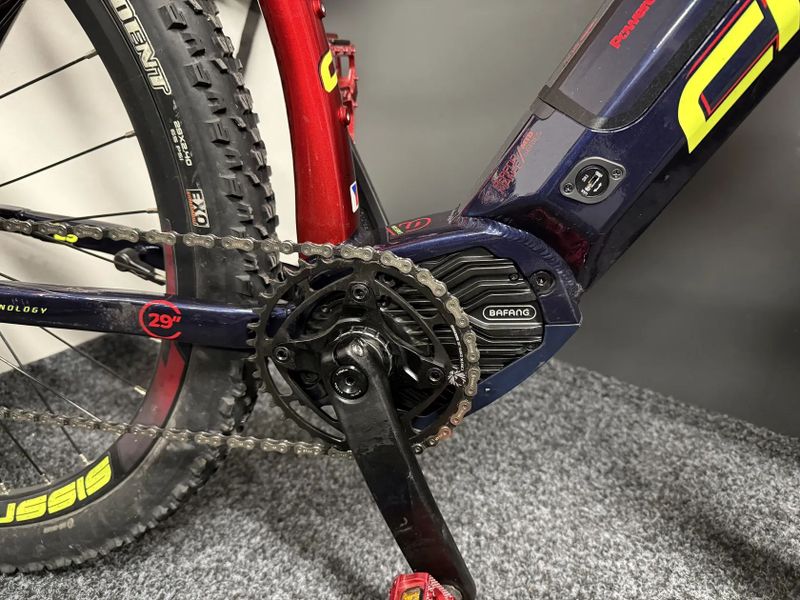 CRUSSIS e-Largo 9.7 vel. XL Baterie 900Wh