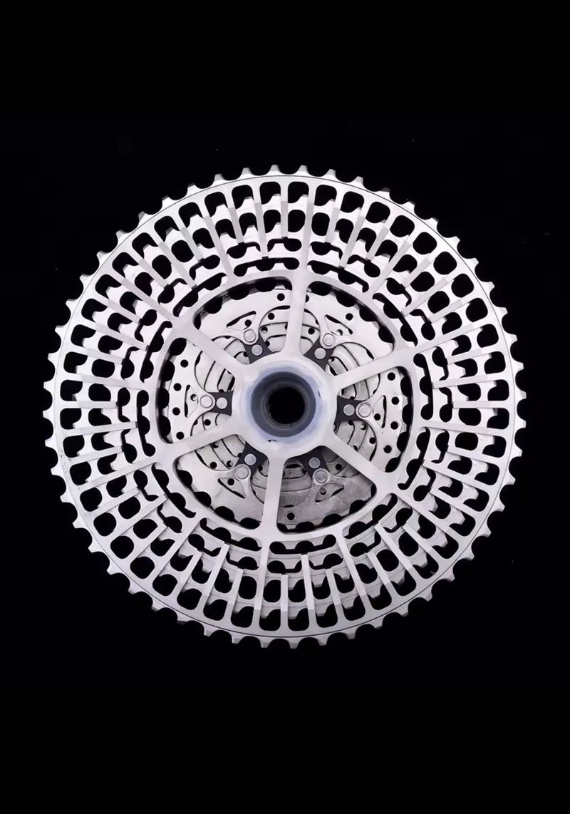 Prodám tuto kazetu HG ořech 12speed