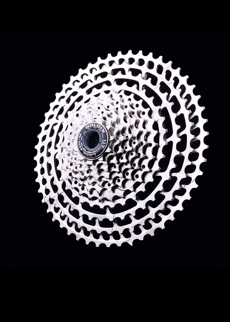 Prodám tuto kazetu HG ořech 12speed