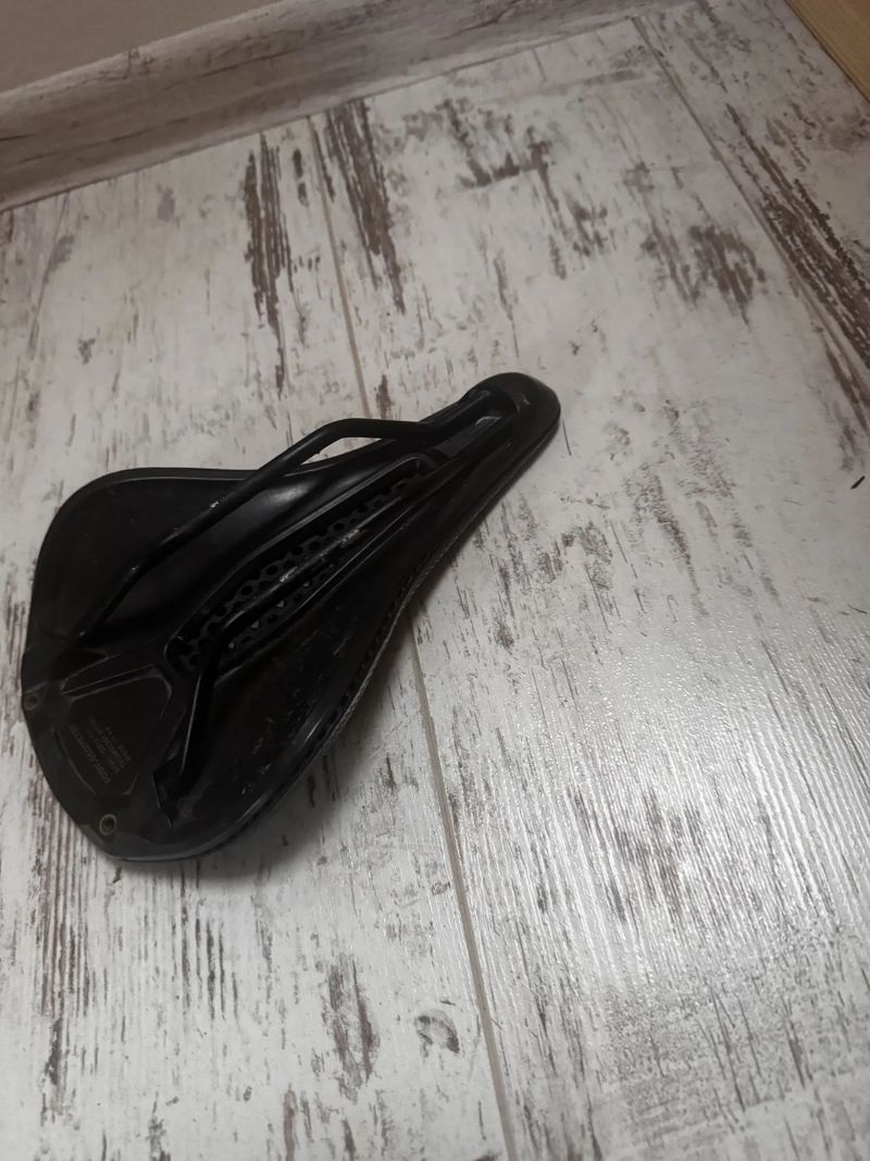 Sedlo Specialized Power Mirror 143mm