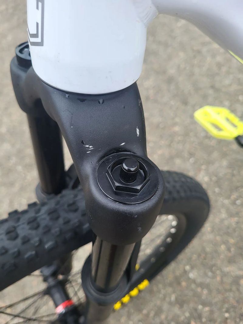 Commencal Absolut dirťák