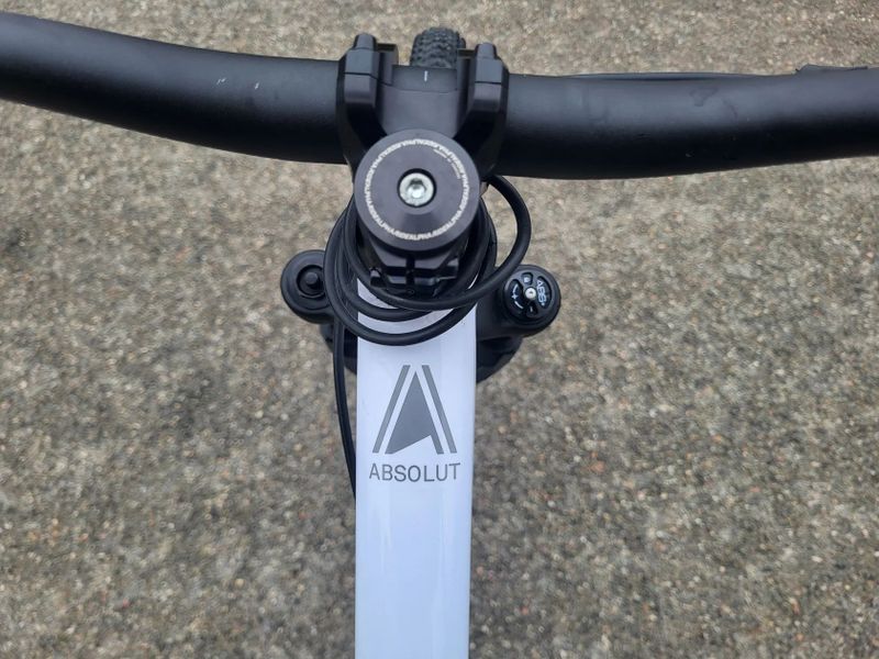 Commencal Absolut dirťák