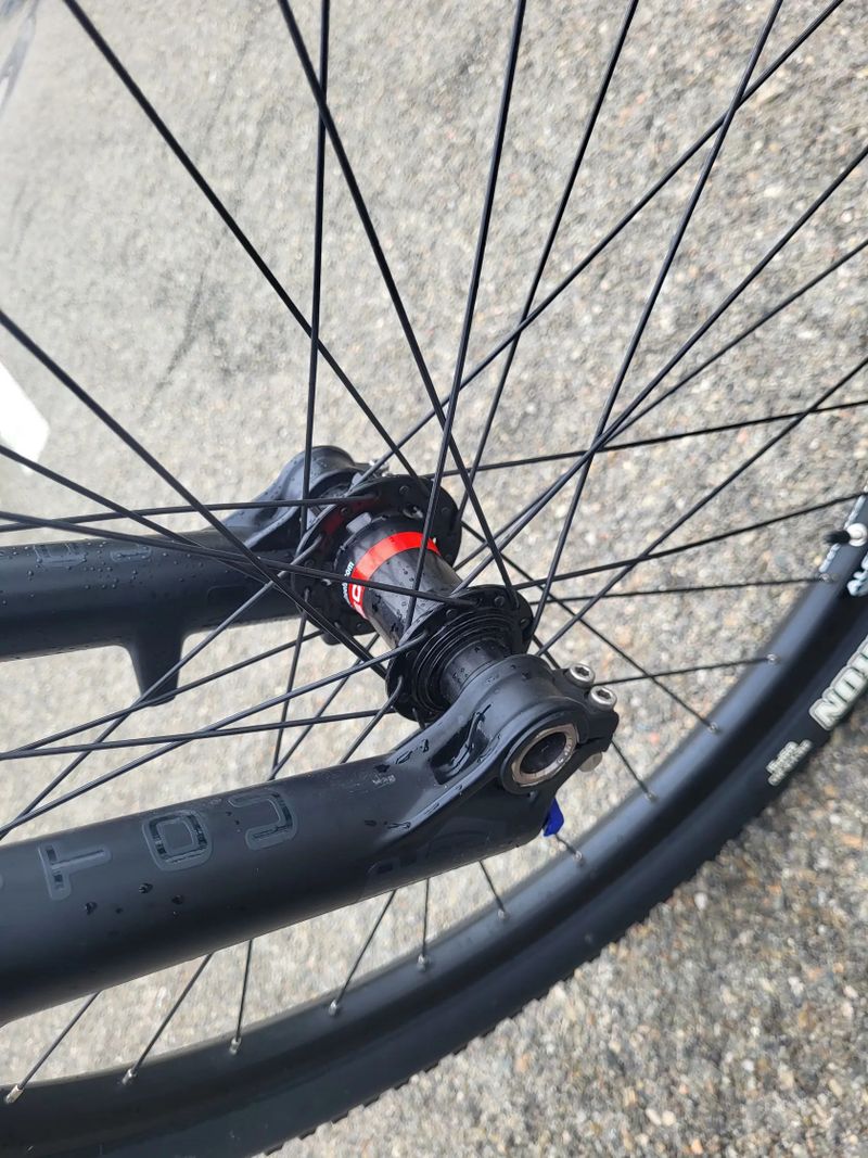 Commencal Absolut dirťák