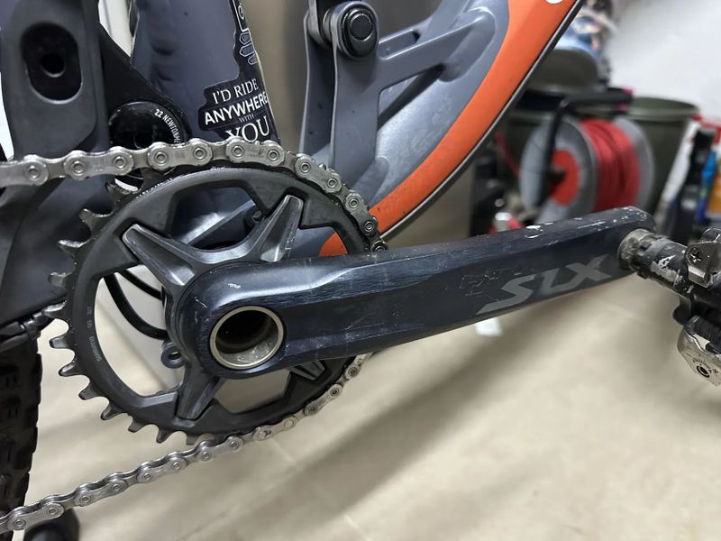 Ghost Trail Riot Essential 2022