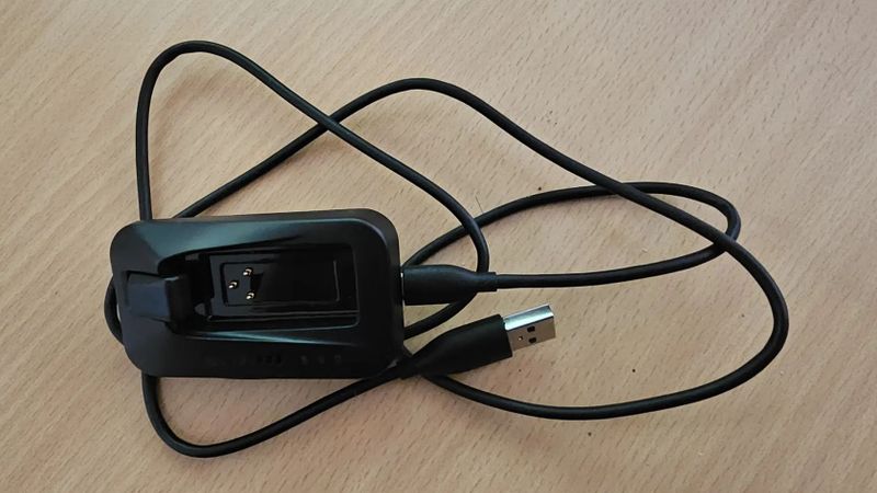 Sram eTap nabíječka s USB kabelem