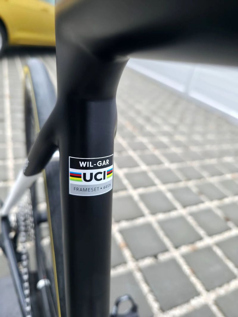 Silniční kolo Wilier Garda Carbon Disc 105 2025 – velikost XL