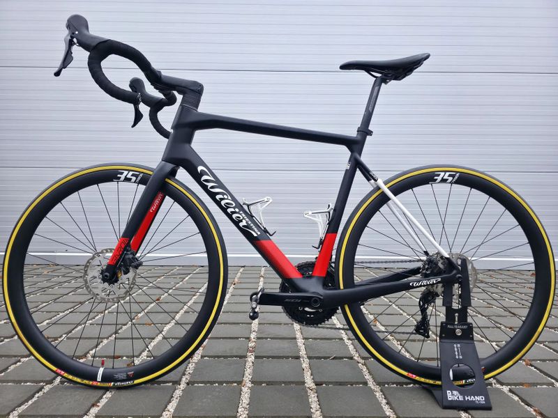 Silniční kolo Wilier Garda Carbon Disc 105 2025 – velikost XL