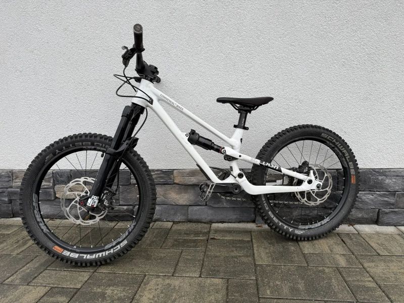 Commencal Clash 20 Pure White
