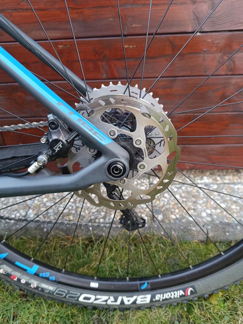 CUBE REACTION C:62 SL - na super komponentech!